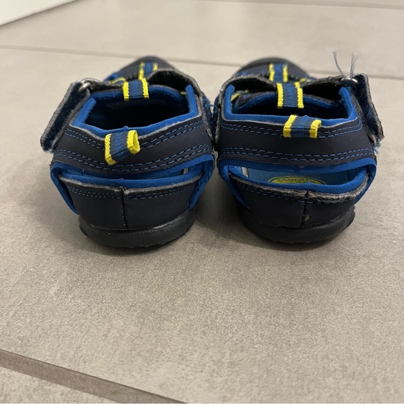 Child Of Mine by Carter’s Blue and Yellow Velcro Toddler Boy Sandals Size 6 - Picture 6 of 7